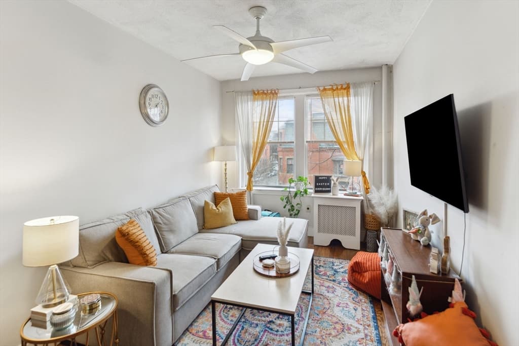 282 Newbury Street #12