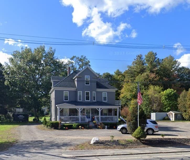 28 Worcester Rd
