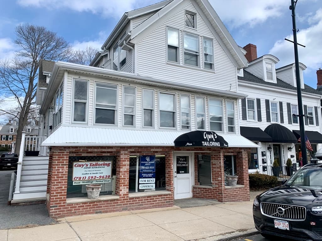 208 Humphrey St