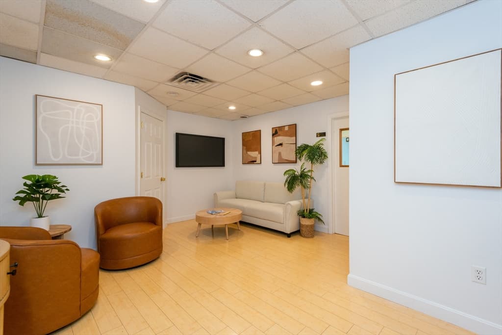 50 Loomis St. #101 photo 3