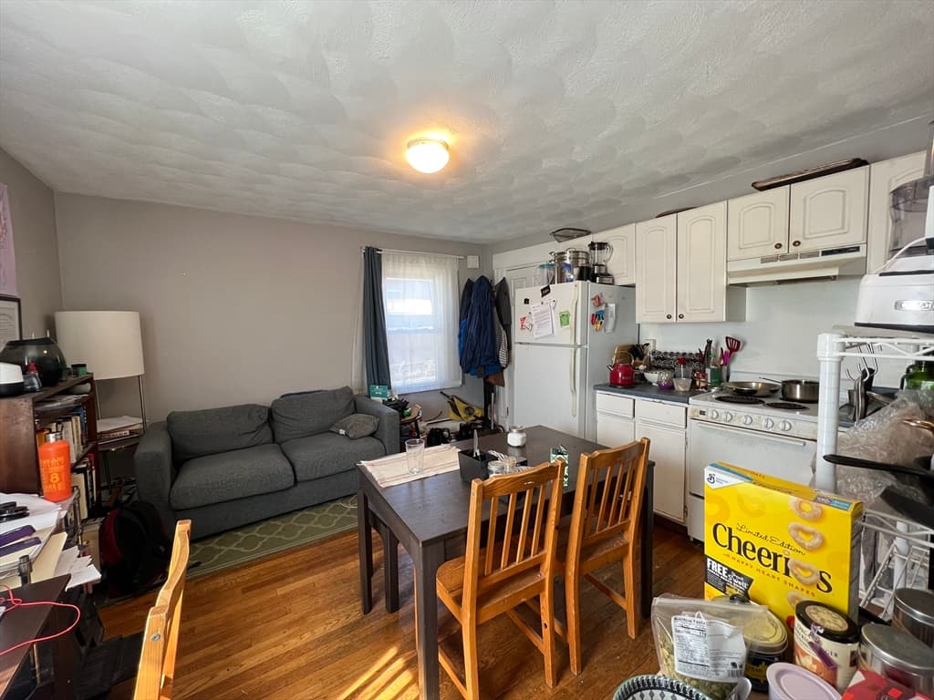 639 Somerville Ave #1