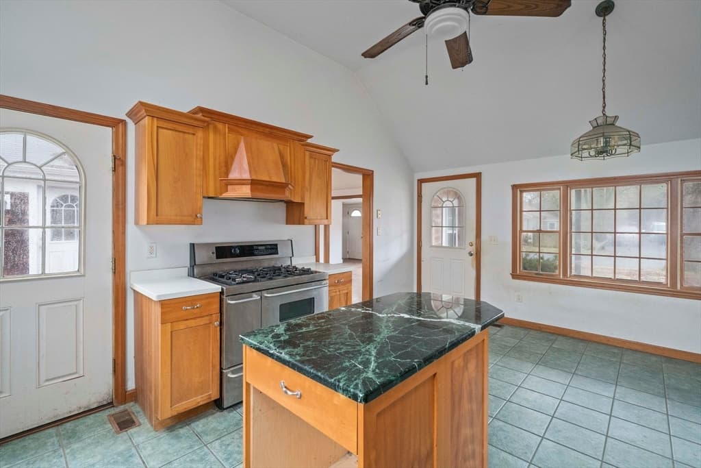 35 Marigold Rd photo 5