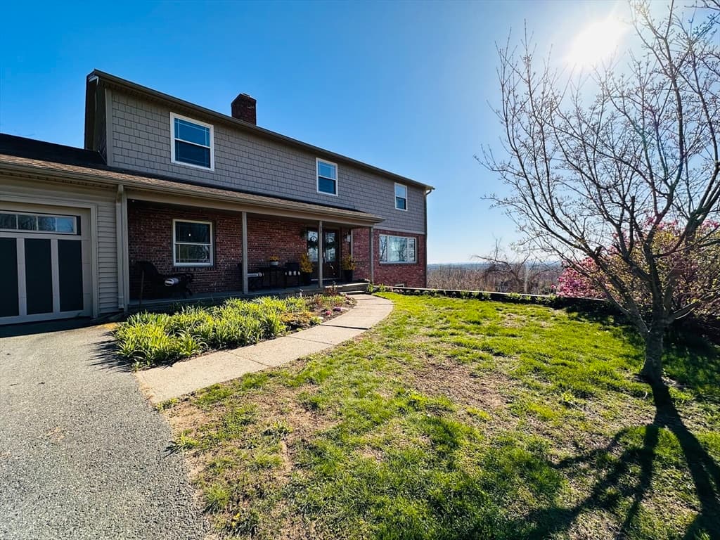1335 Tinkham Rd photo 3