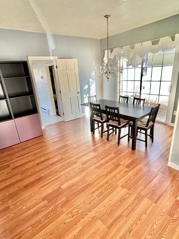 253 Coburn Ave photo 3