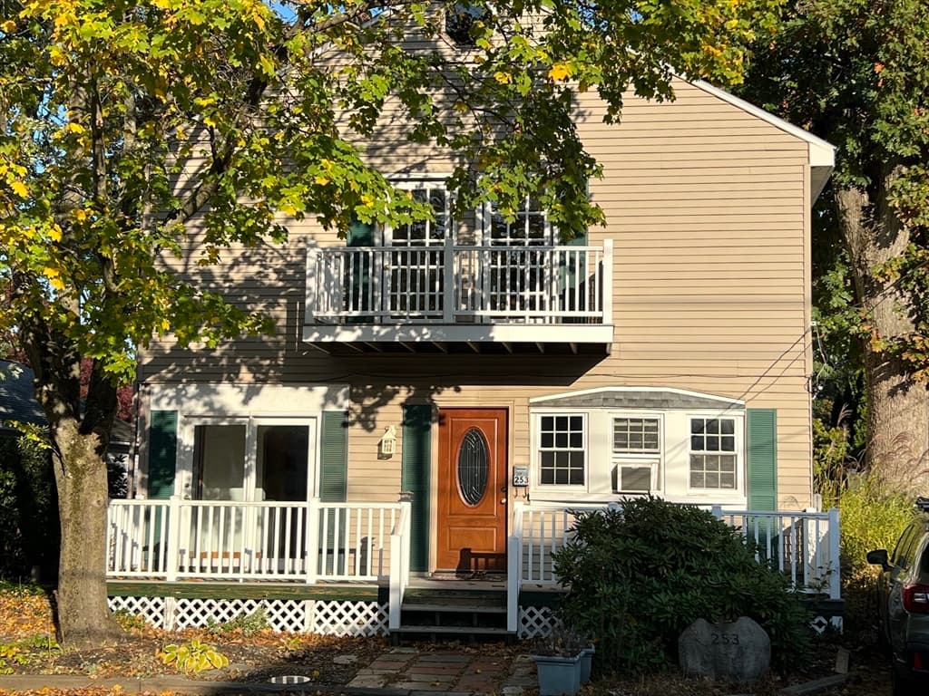 253 Coburn Ave