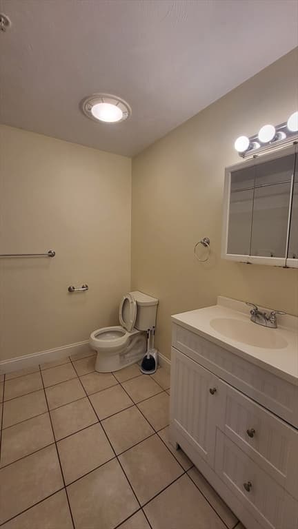 277 Pawtucket Street #2B photo 5