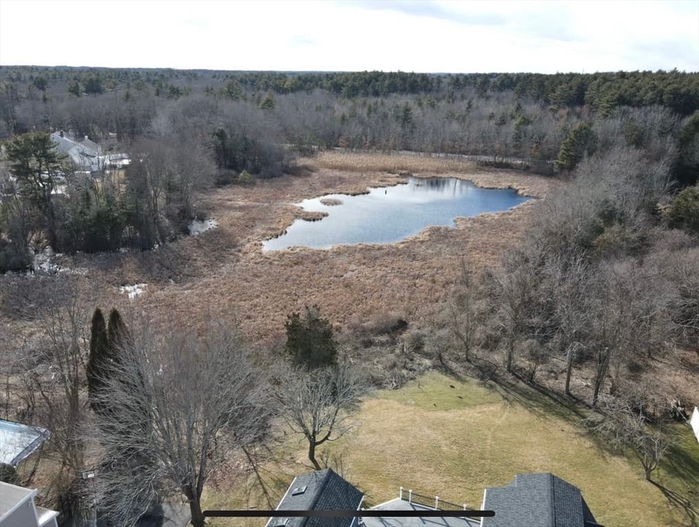 14 Saw Mill Pond Rd. photo 4