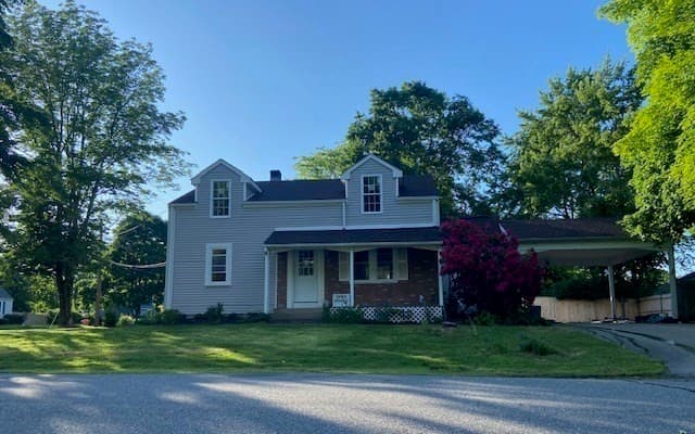 32 Meadow Road photo 2