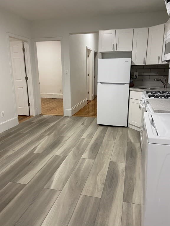 252 Windsor St. #3 photo 3