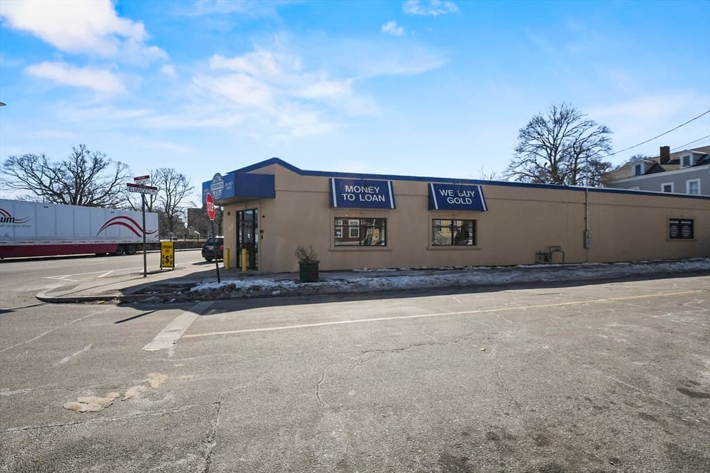 29 Elmwood Ave