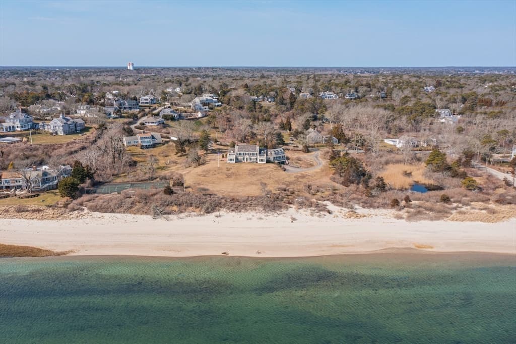 504 Old Harbor Rd photo 4