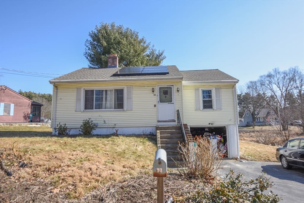 52 Pleasant Street