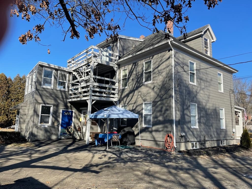 28 Worcester Rd photo 3