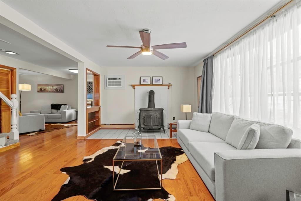178 New Lenox Road photo 2
