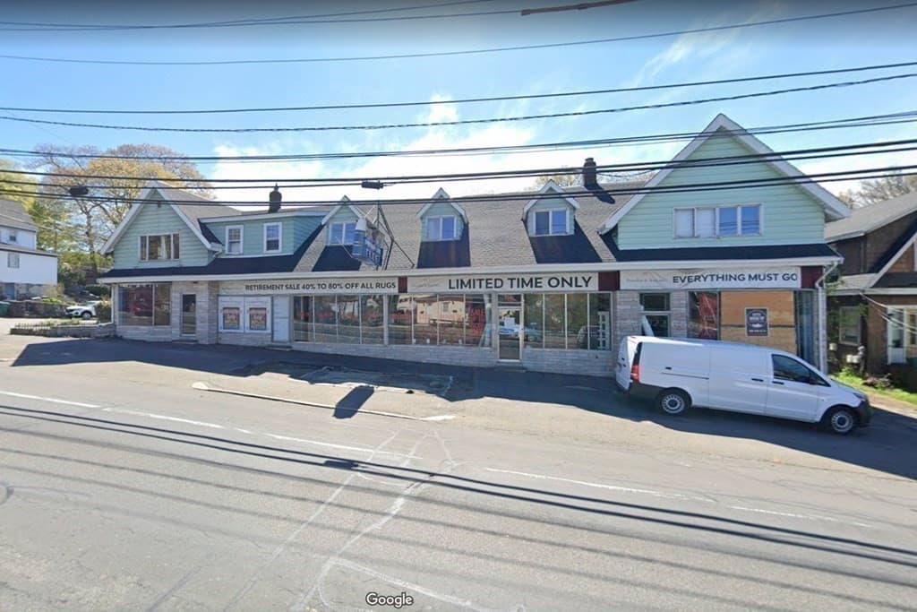 30 Western Ave photo 3
