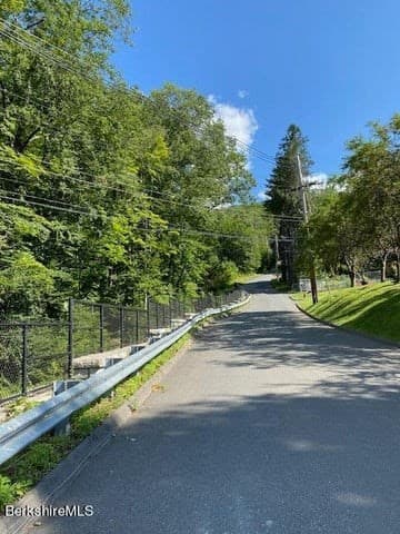 0 River Road photo 5