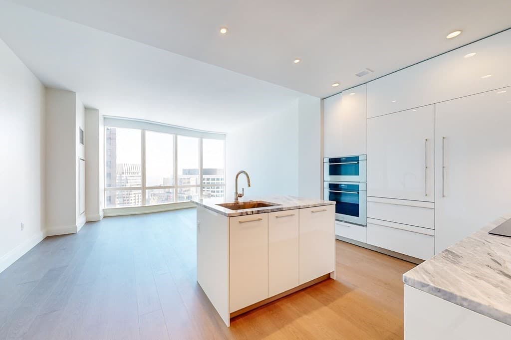 240 Devonshire Street #3711 photo 2