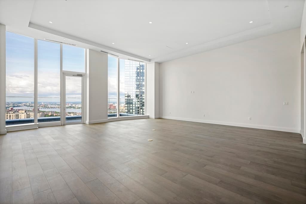 240 Devonshire Street #3502 photo 3