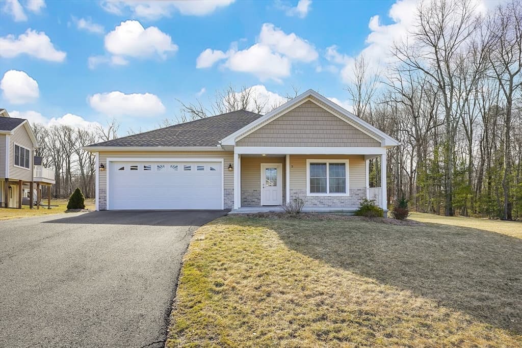 3 Lily Ln #3