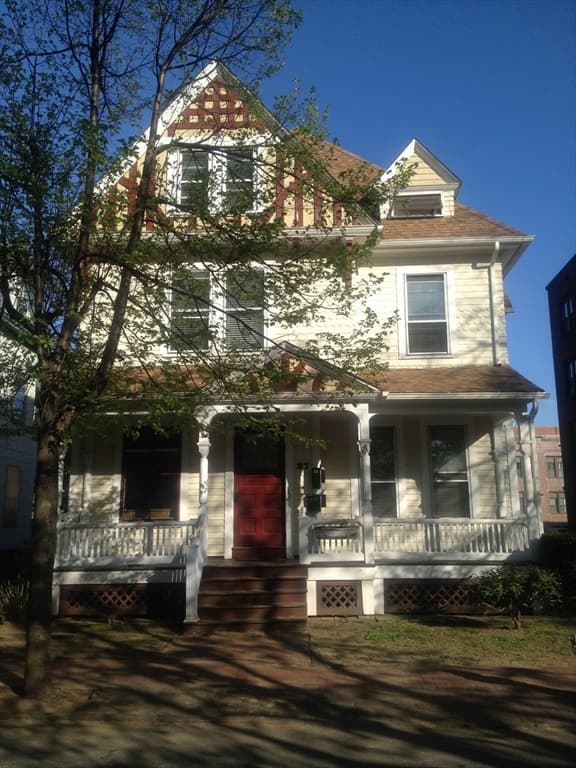27 Salem St #2