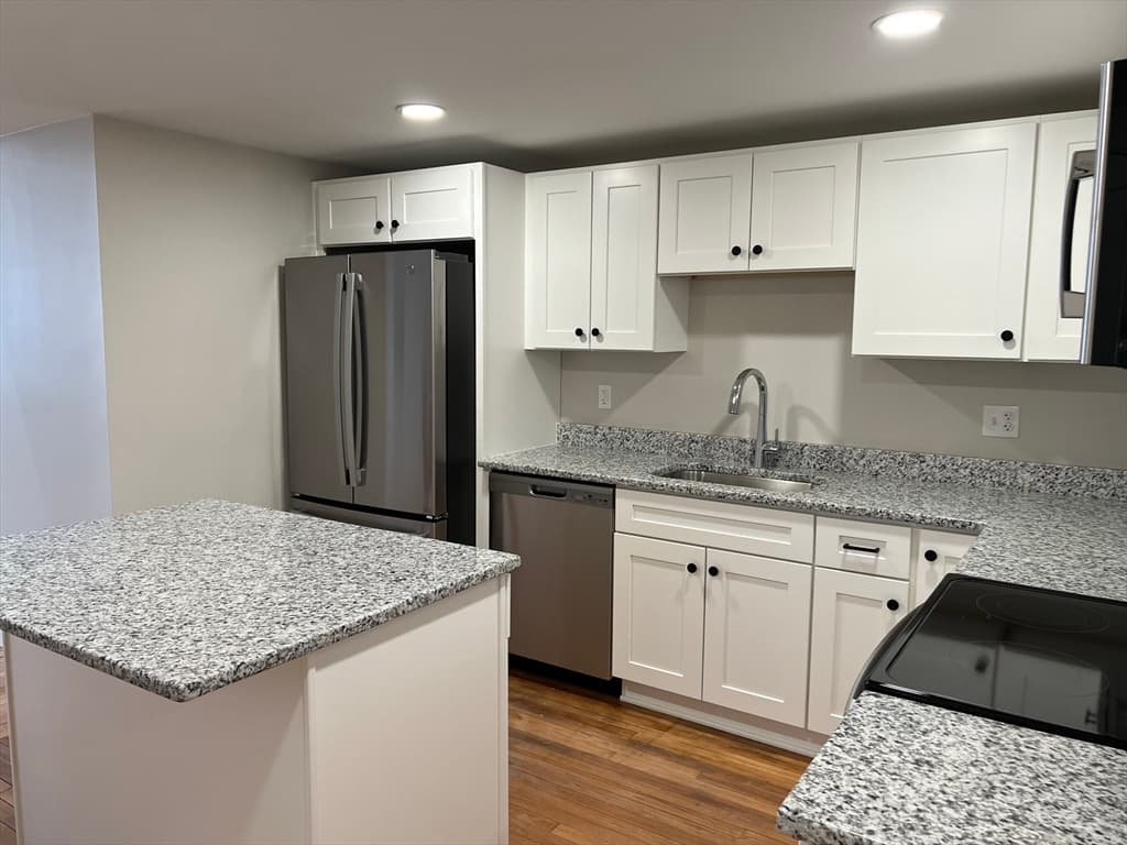 34 St Joseph Street #36 photo 2