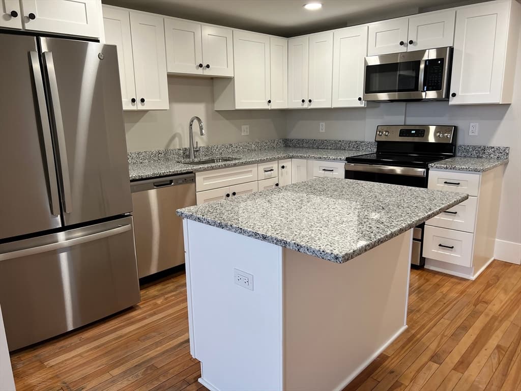 34 St Joseph Street #44 photo 2