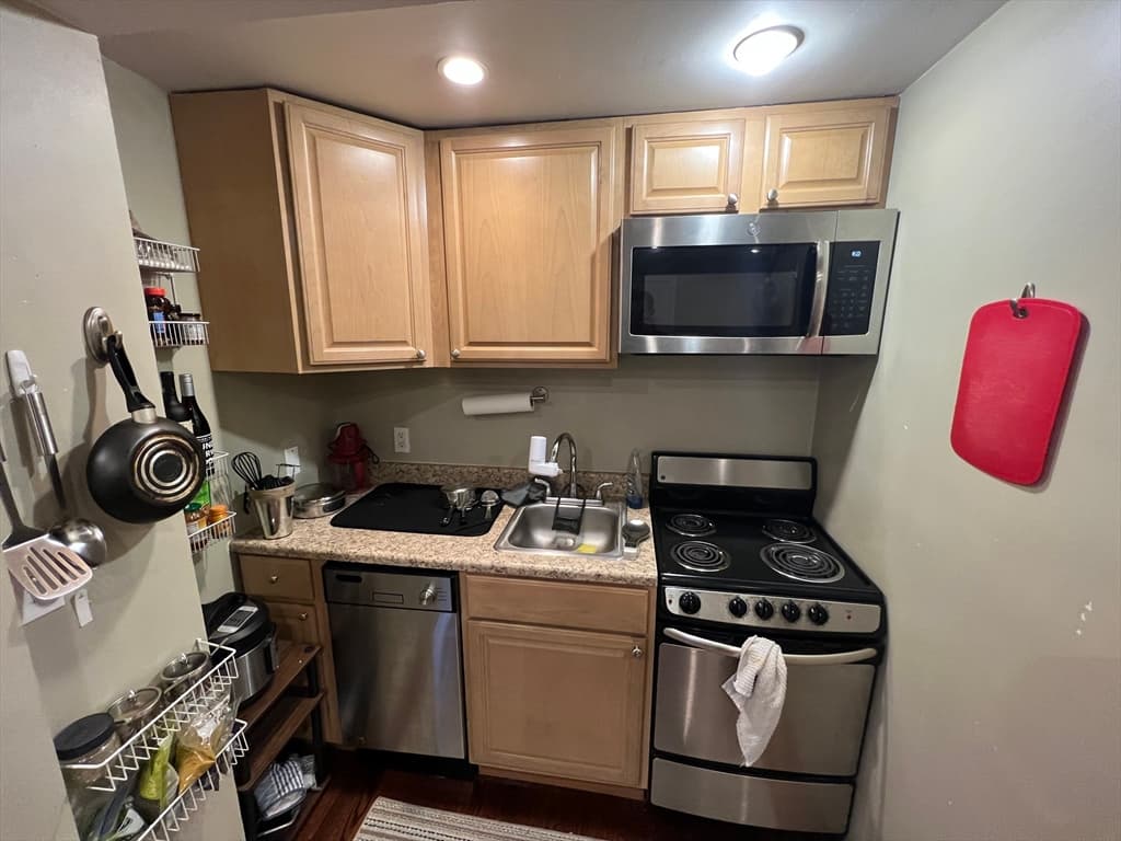 735 Somerville Ave #2 photo 3