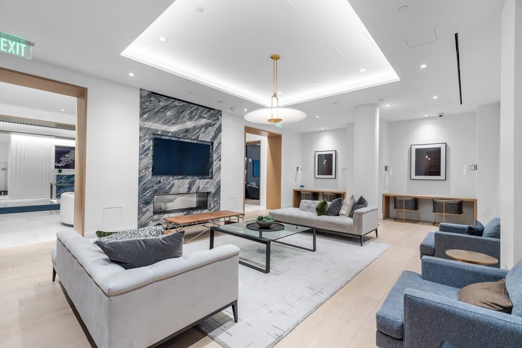 100 Shawmut Ave #415 photo 5