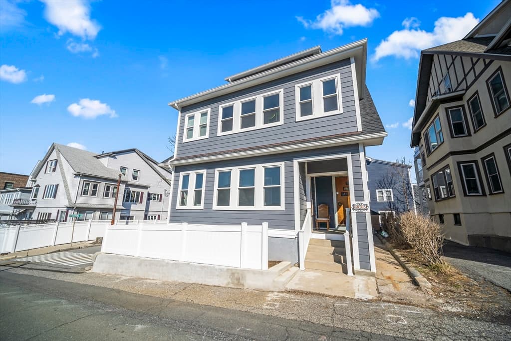 455 Broadway #2