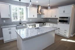 30 Winchendon Road photo 3