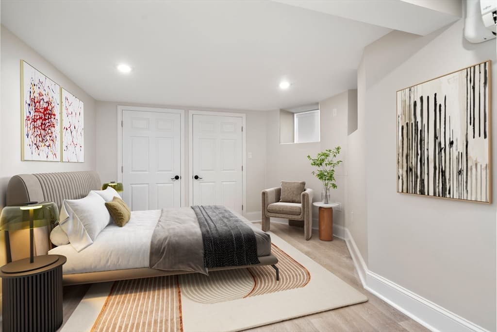 5 Albemarle St #1 photo 4