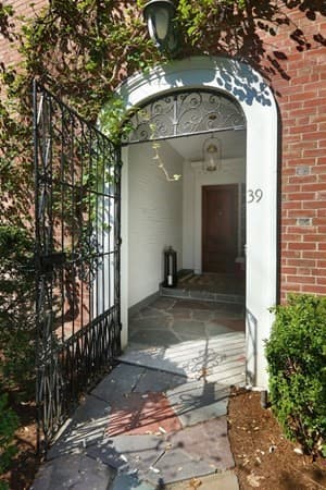 39 Worthington Rd photo 2