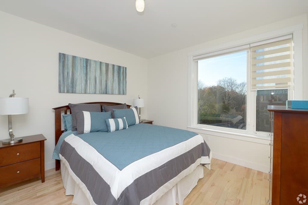 603 Concord #305 photo 2