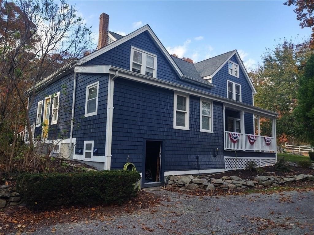 40 Hillside Ave photo 4