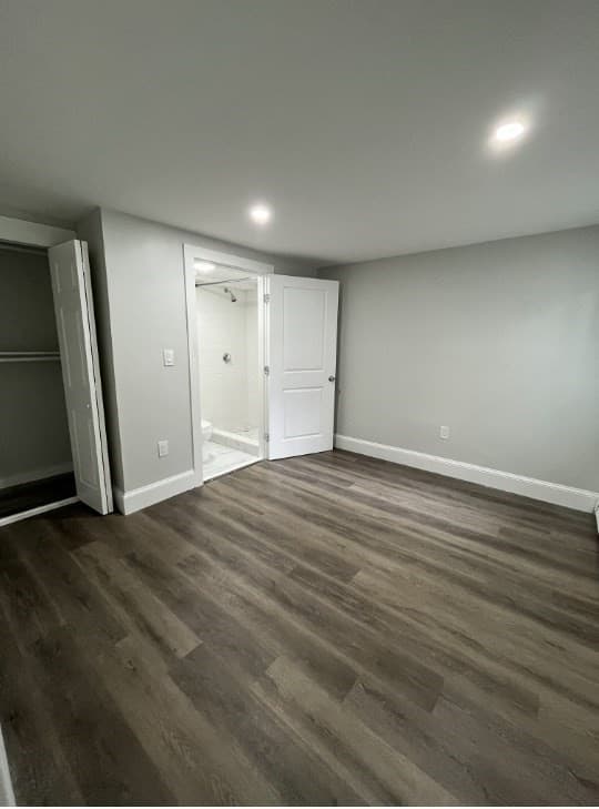 351 E 8th #G photo 3