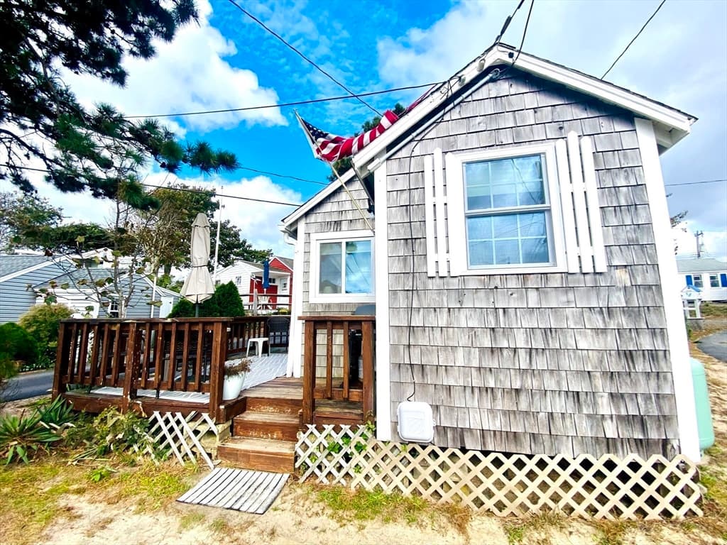 241 Old Wharf #85 photo 4