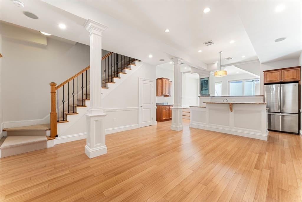 126 G St #1 photo 2