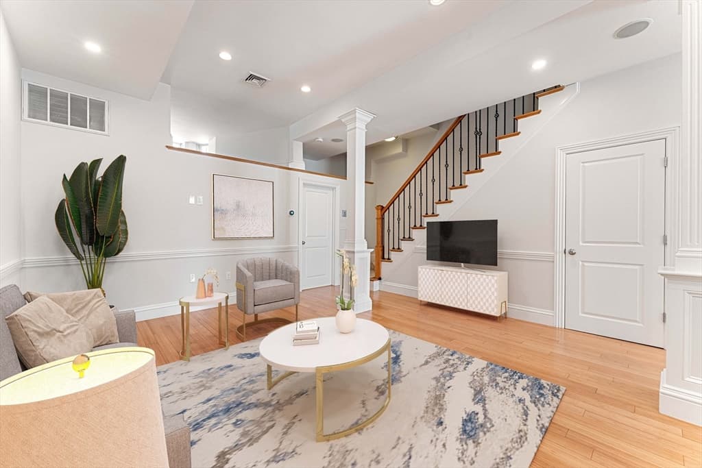 126 G St #1 photo 5
