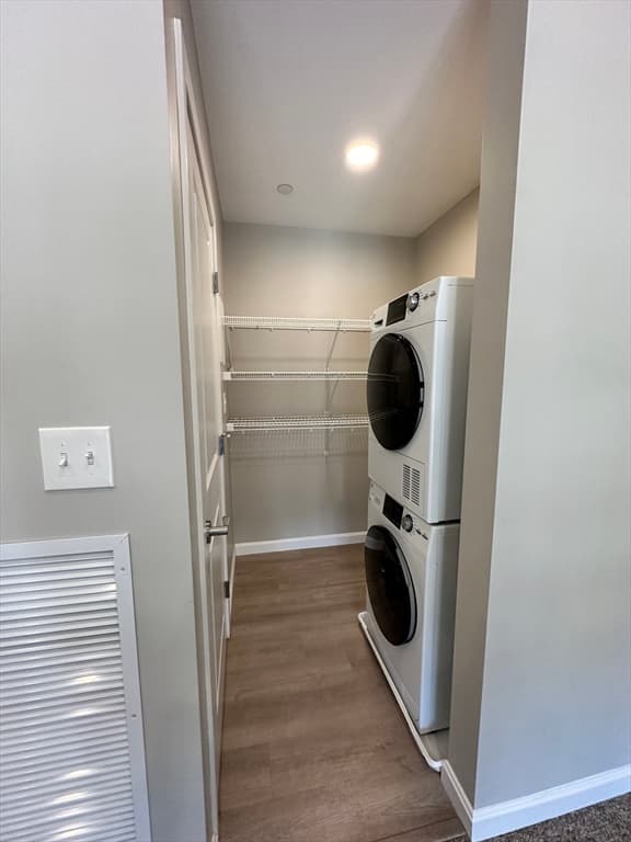 6 Chatham Street #304 photo 5
