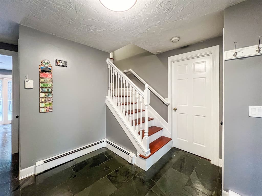38 Vega Rd photo 4