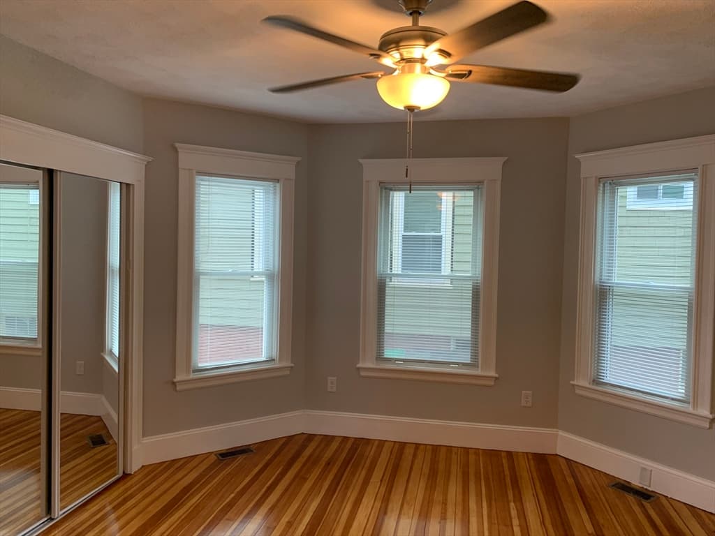 307 Highland Ave #1 photo 3