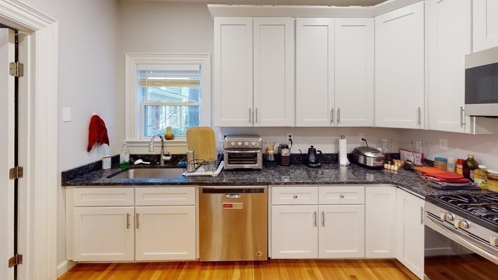1433 Cambridge St #3 photo 3