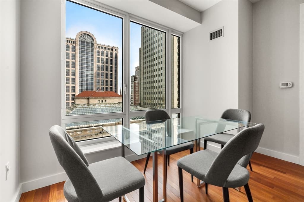 400 Stuart Street #16A photo 4