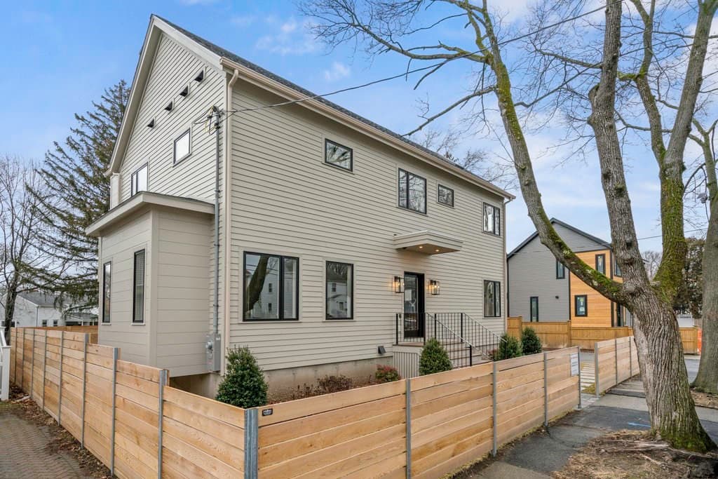 85 Griswold St
