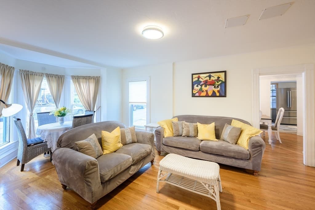 55 Samoset Ave photo 2