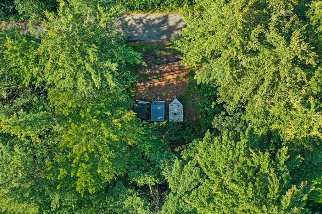 98 Goldmine Rd photo 3