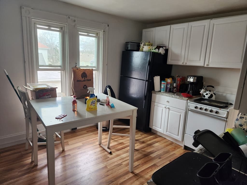 64 Prospect St photo 3