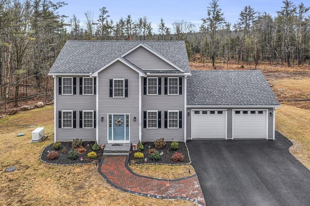 90 Royalston Road N