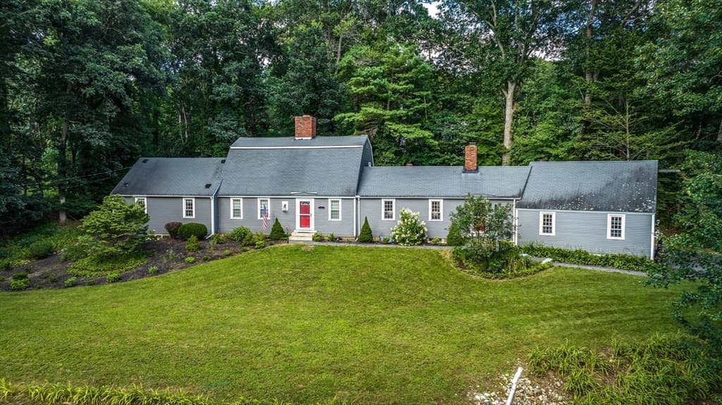 63 Parsonage Ln photo 2