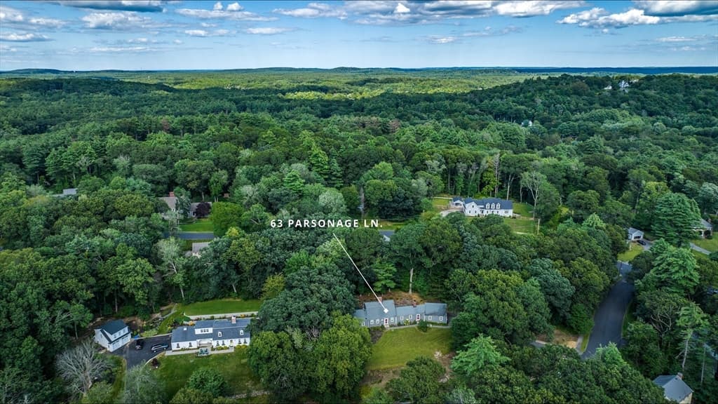 63 Parsonage Ln photo 3